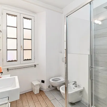 דירה Joivy Cosy 4-bed Near Duomo Di